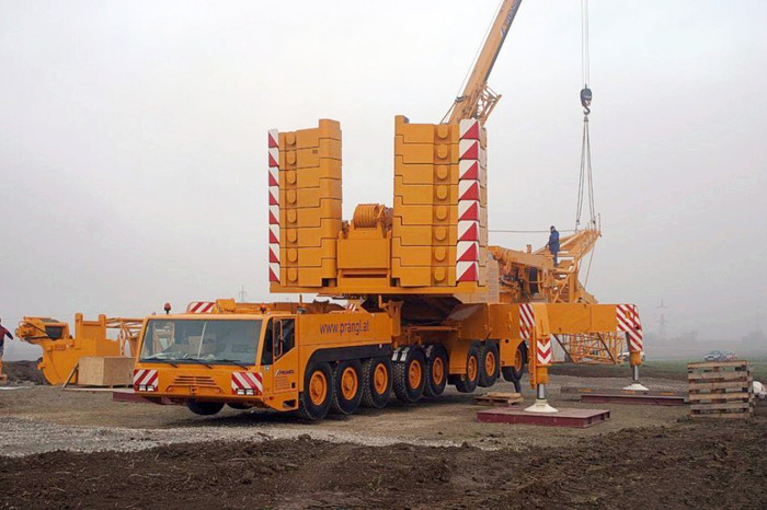 ���������O����\